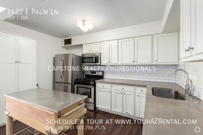 Building Photo - 1422 E Palm Ln Rental