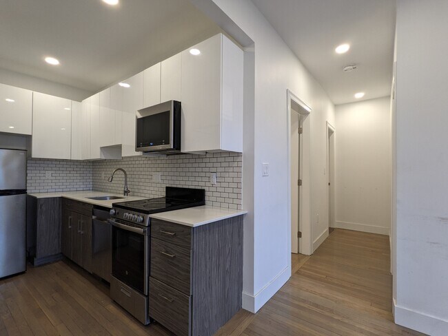 Photo - 11 Peterborough St Unit 10