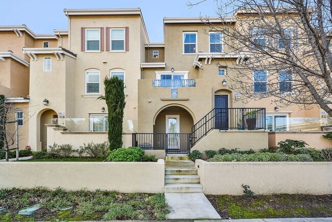 Magnificent Mountain View Townhome! - Magnificent Mountain View Townhome!