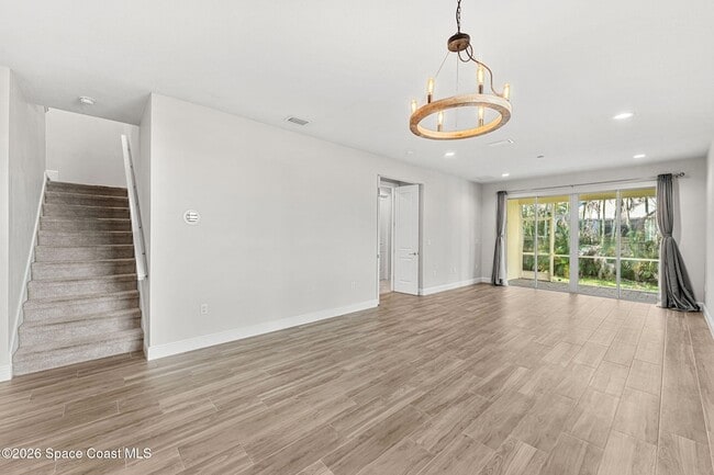 Photo - 1011 Steven Patrick Ave