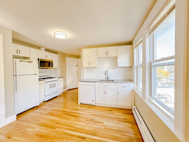 Photo - 19 Town Hill St Unit 2