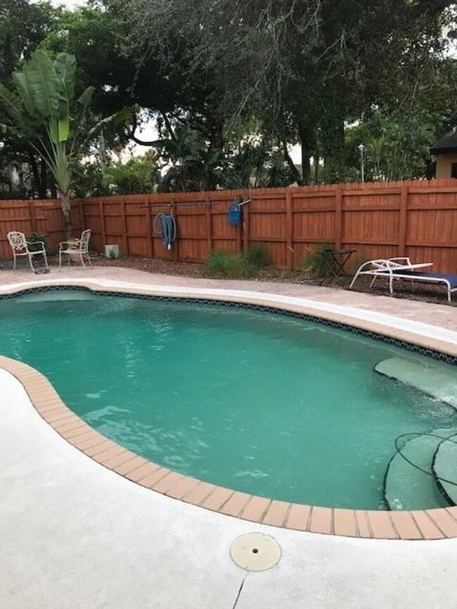Building Photo - 6981 NW 29th Ln Rental