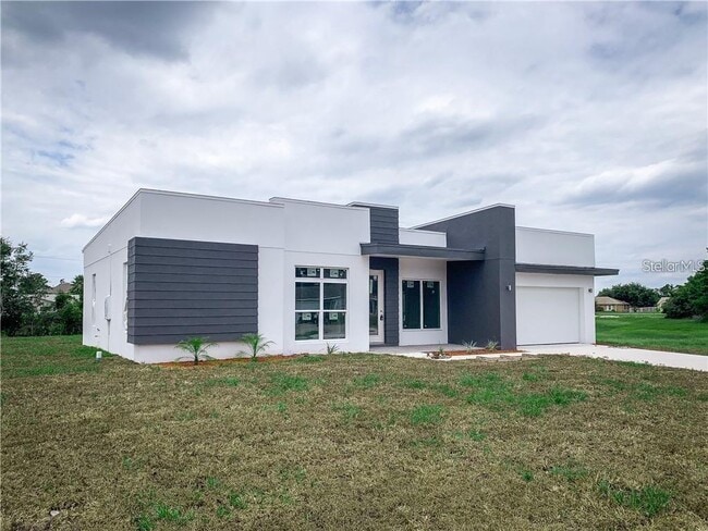 Building Photo - 2916 Winlock Ave