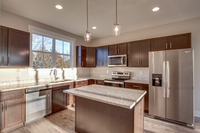 Photo - Townhome For Lease in Chapel Hill