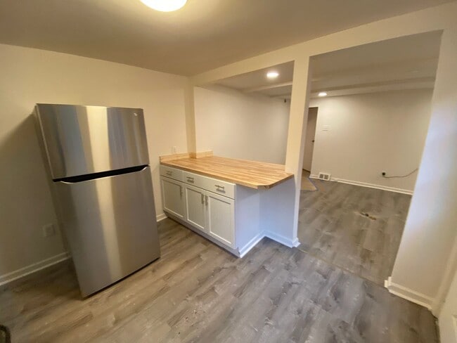 Photo - 2224 Sarah St Unit #1
