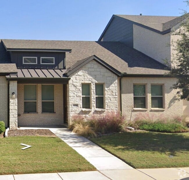 Building Photo - 1224 Pebblebrook Dr Rental
