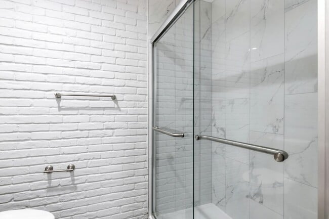 Photo - 2744 Briarhurst Dr Unit 49