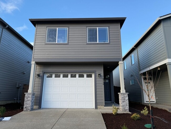 Photo - Beautiful Three Bedroom New Construction Home For Rent