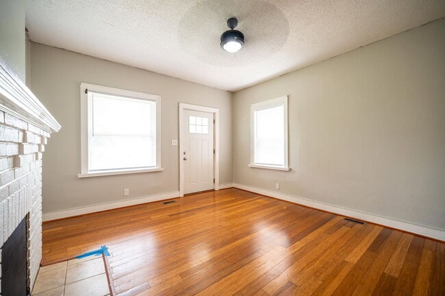 Photo - 1429 N 6th St