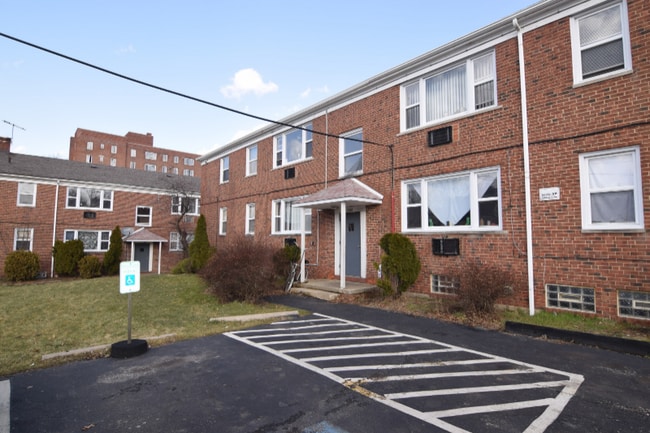 Photo - 13984 Superior Rd Unidad 14000-101