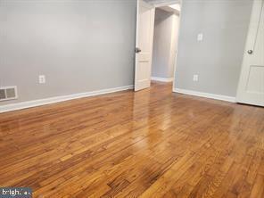 Photo - 1126 48th Pl NE