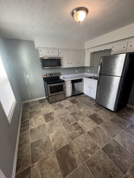Photo - 187 Ingle Dr Unit A5