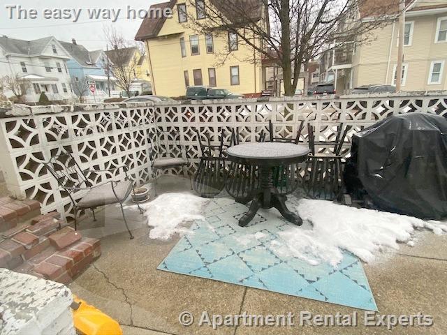 Photo - 519 Main St Unit 1