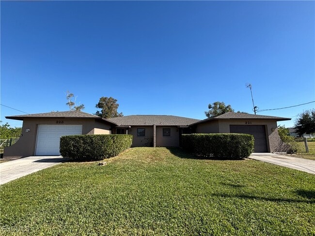 Photo - 323 NW 16th Pl