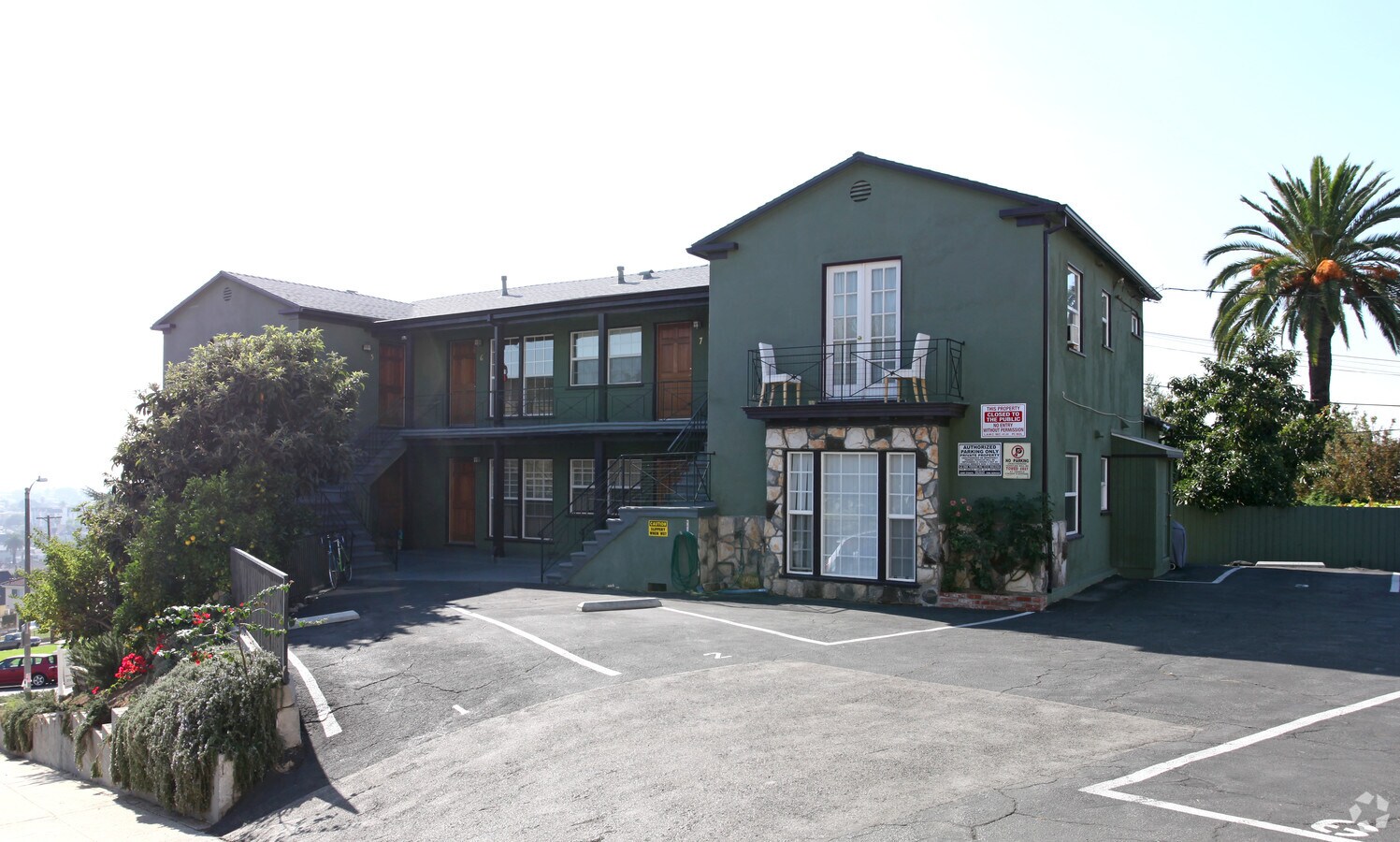 Photo - 1041 Everett Pl