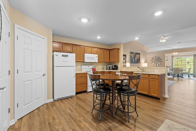 Redwood Westfield Myra Way