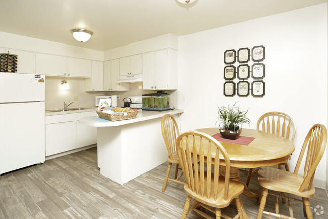 Interior Photo - Christopher Village Rental