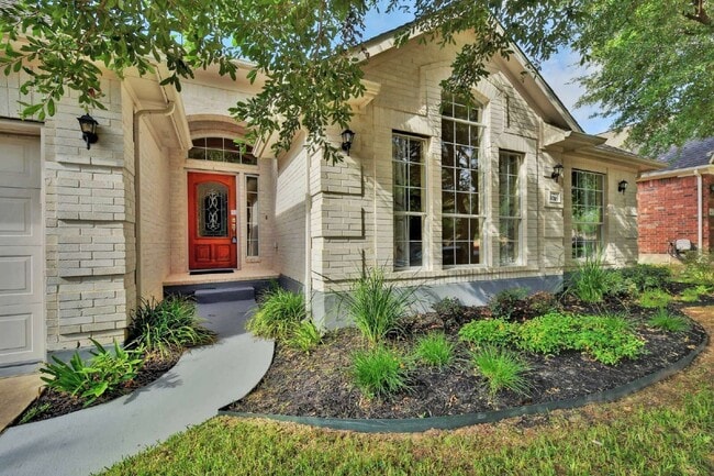 Photo - 1016 Savanna Ln