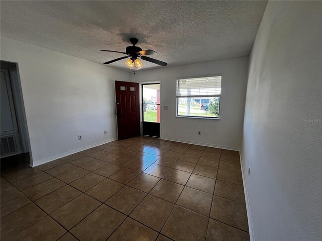 Photo - 24 Oriole Cir