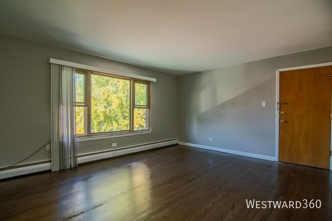 Photo - 13027 Seeley Ave Unidad 6