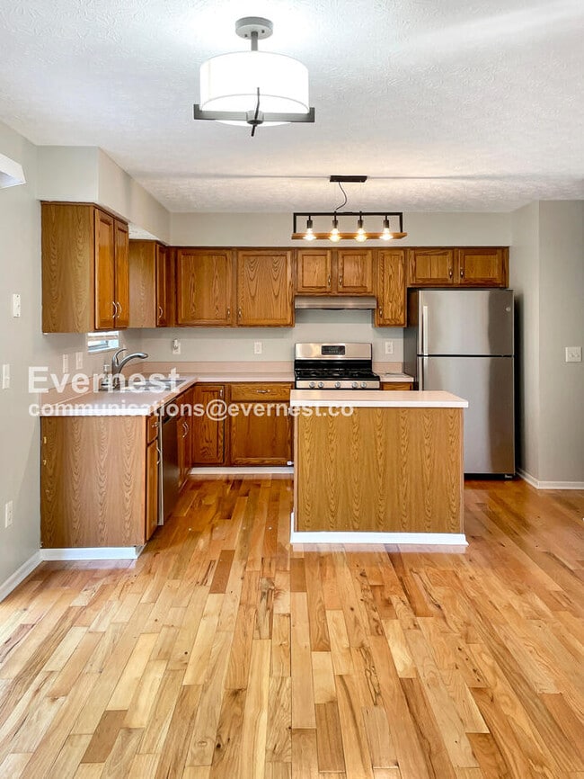 Photo - 2423 Rock Creek Ct