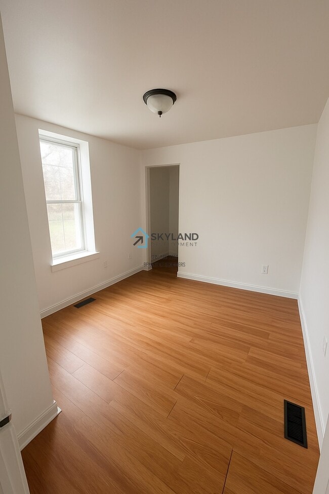 Photo - 6020 Upland St