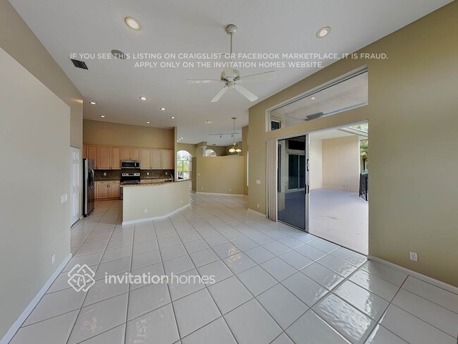 Photo - 8227 NW 41st St