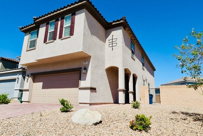 Building Photo - Gorgeous 2 Story Home in Gated Community!