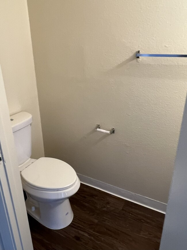 Photo - 240 N Spruce Ave