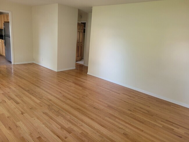 3 McCabe Dr