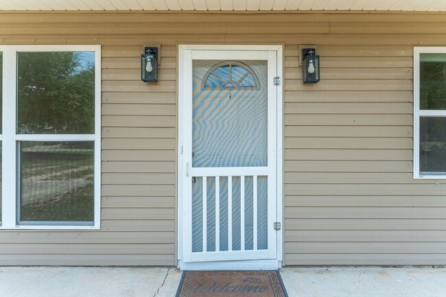 Photo - Charming Navarre Home on Nearly Half an Acre