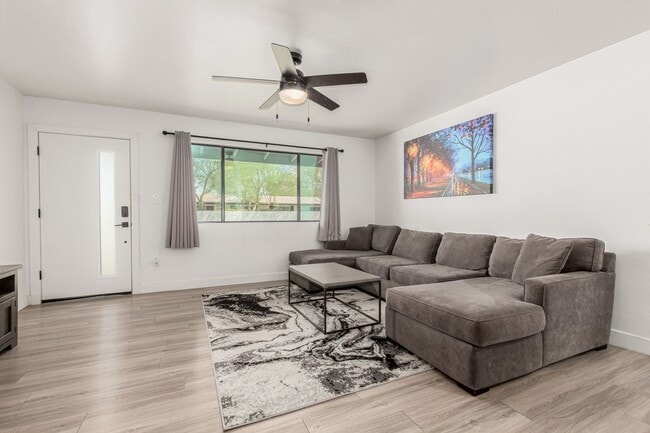 Photo - 6628 E Avalon Dr Unit Avalon 6628 4