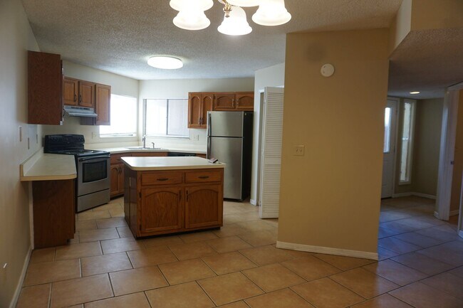 Photo - 3 bedroom townhome in Arlington