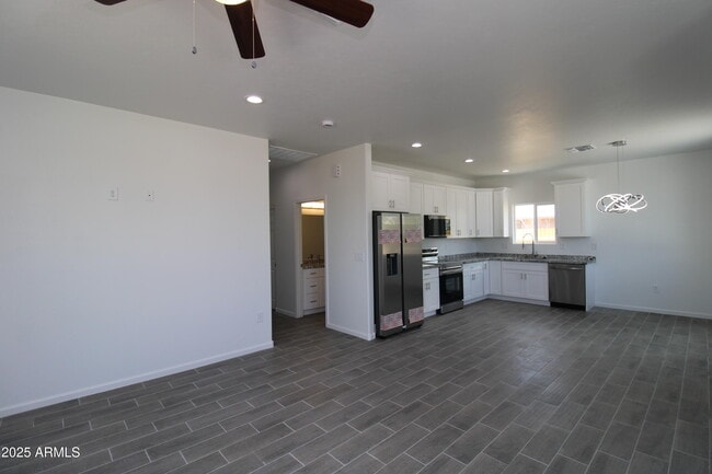 Photo - 245 E Date Ave