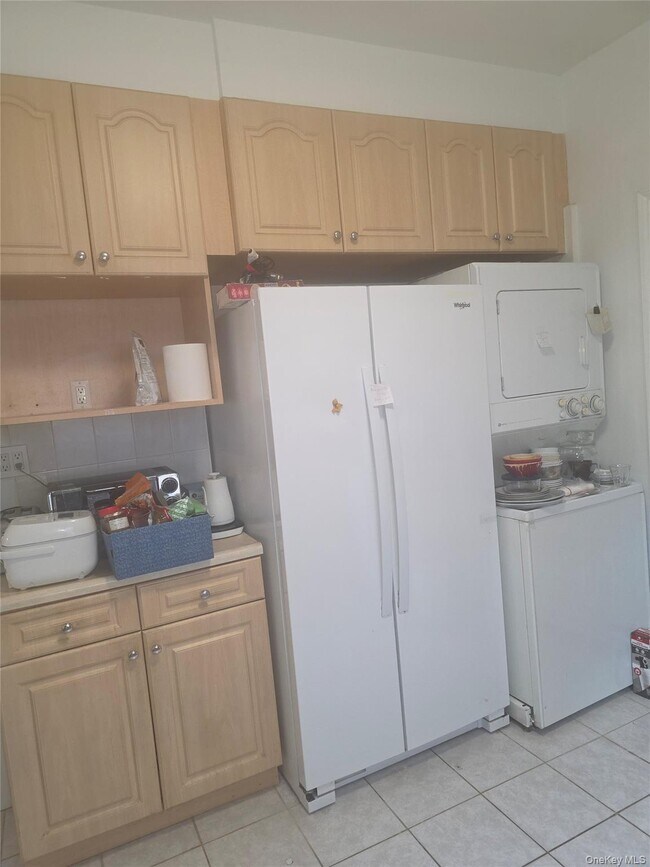 Photo - 42-20 Kissena Blvd Unit D2