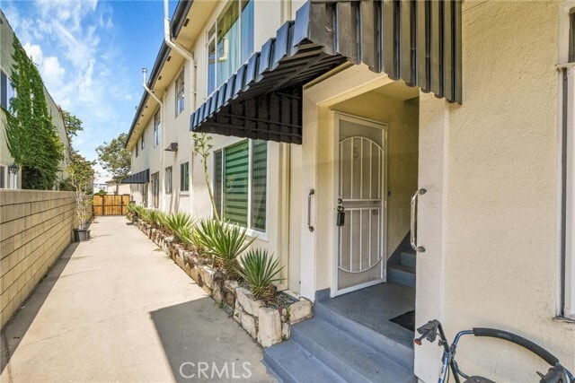 Photo - 612 N Sycamore Ave Unit 3