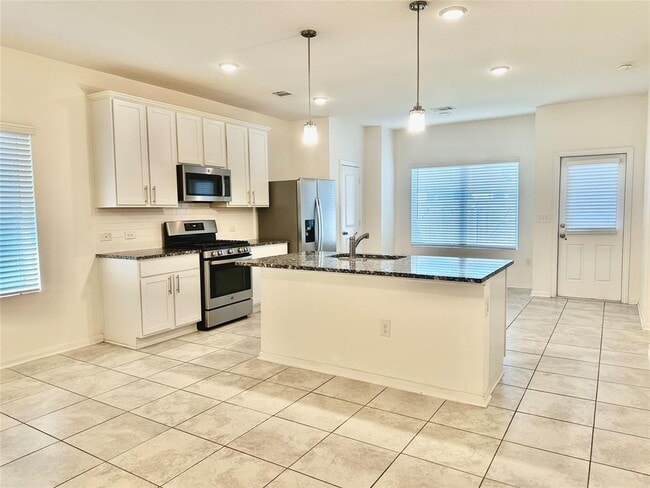 Photo - 105 Eagle Lake Dr