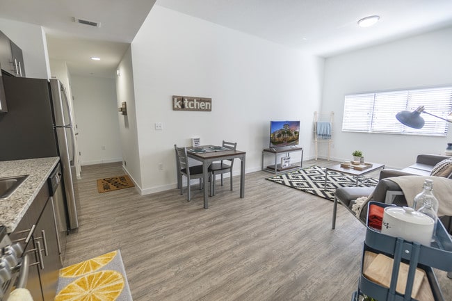 University Pointe Co-Living
