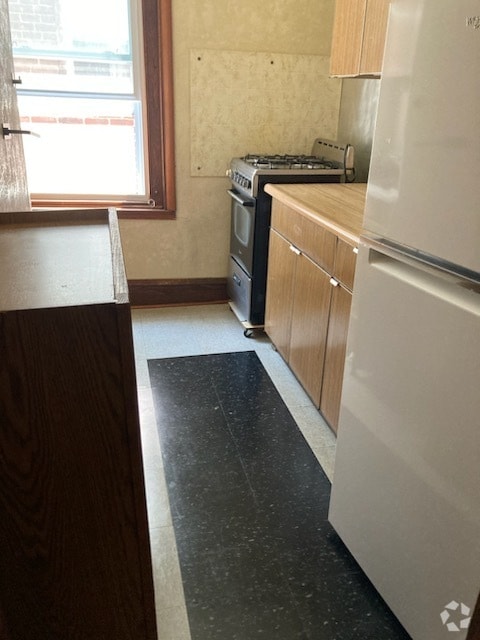 Building Photo - 227 Buckingham Pl Unit 3 Rental