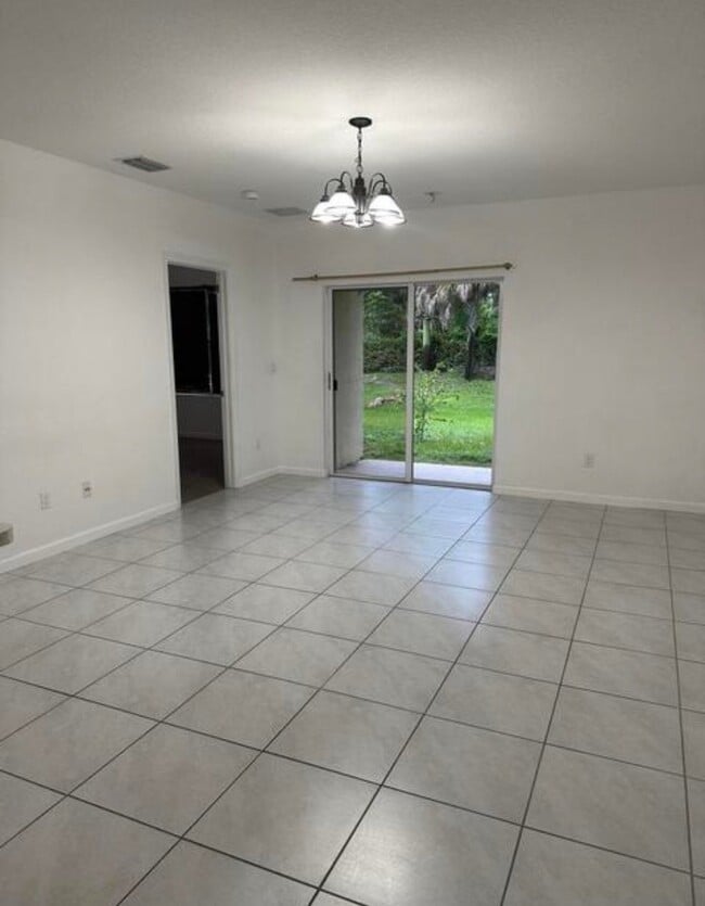 3779 Whitney Park Ln