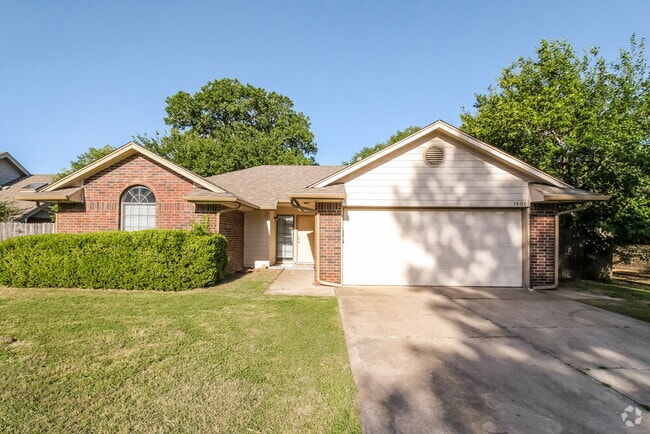 Building Photo - 1601 Peach Tree Ln Rental