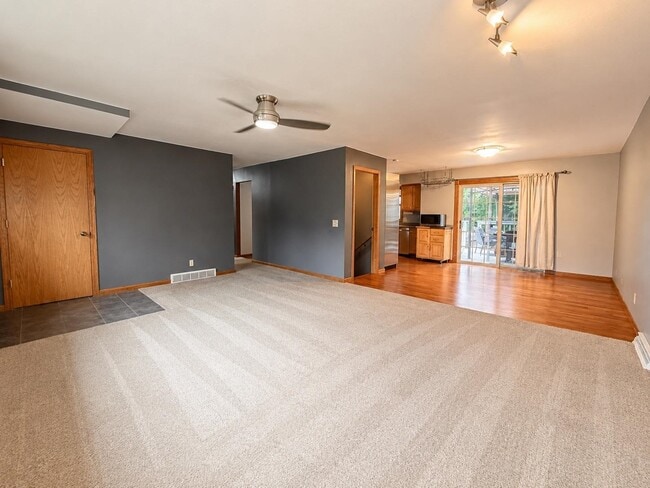 4405 School Rd