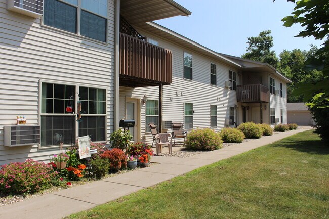 SCS Rapids - SCS Rapids Apartments