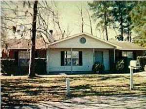 Brick home in Greenhurst Subdivision - Brick home in Greenhurst Subdivision