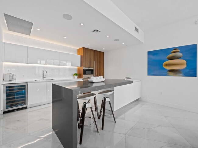 Photo - 701 N Fort Lauderdale Beach Blvd Unit 1003