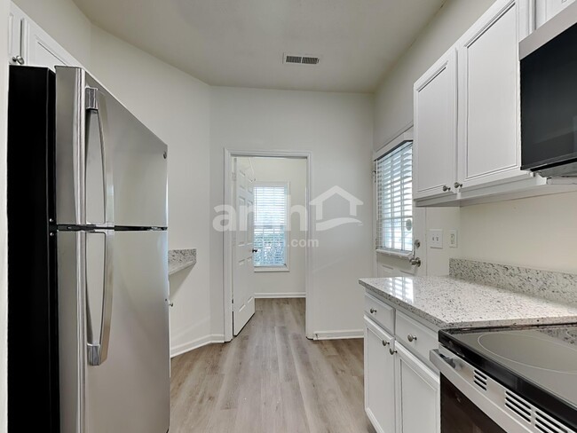 Photo - 108 Cameron Way Cir