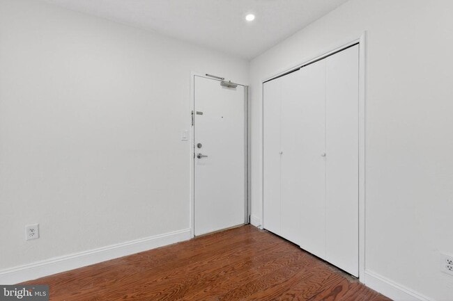 Photo - 16 S Van Dorn St Unit 506