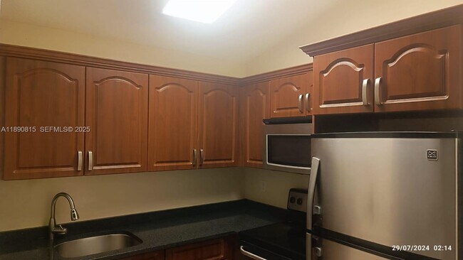 Photo - 2850 N Oakland Forest Dr Unit 309