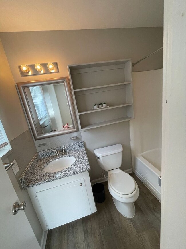 Photo - Colonial Park I