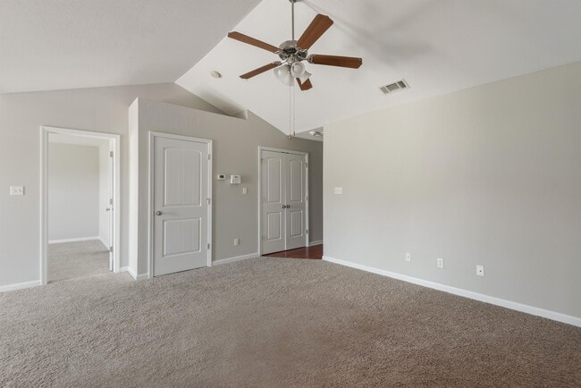 Photo - 2113 Fig Tree Way